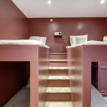 Sacré Coeur, Netflix&chill By Ecoflats * Parigi